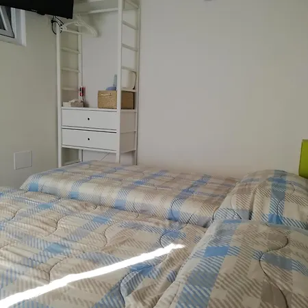 Alojamento de Acomodação e Pequeno-almoço Molinari 3*