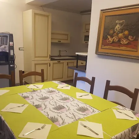 Molinari فندق مبيت وإفطار لوناتو