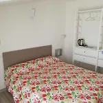 Couette-café Molinari 3*